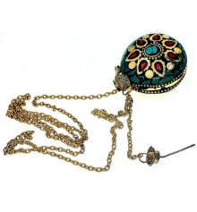 Аромакулон «Солнце» бронзовый инкрустирован малахитом и кораллами (5.5×4.5×2 см) купить в интернет магазине подарков ПраздникШоп