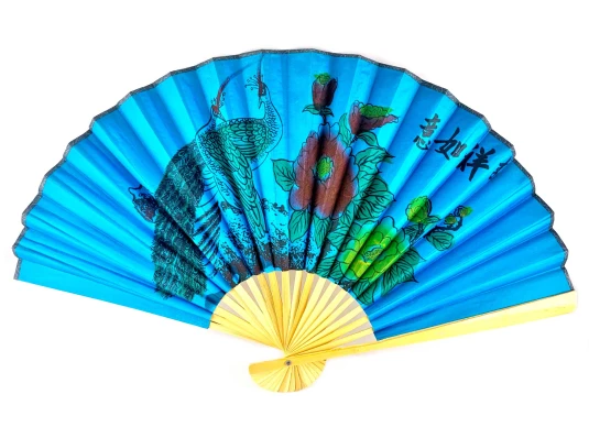 Веер бамбук с шелком «Павлины на синем фоне» купить в интернет магазине подарков ПраздникШоп