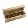 Игральные кости в деревянном футляре (12.7×4×4 см)