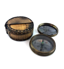 Компас бронзовый в кожаном футляре«Dollond London» (8.7×3.5 см) купить в интернет магазине подарков ПраздникШоп