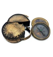 Компас бронзовый в кожаном футляре«Dollond London» (8.7×3.5 см) купить в интернет магазине подарков ПраздникШоп