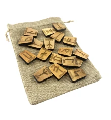 Руны «Славянские» светлые купить в интернет магазине подарков ПраздникШоп