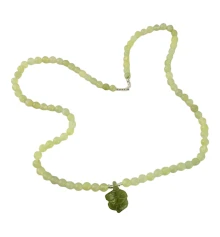 Ожерелье нефритовое с кулоном «Черепашка» (22.5 см) купить в интернет магазине подарков ПраздникШоп