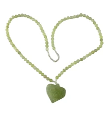 Ожерелье нефритовое с кулоном «Сердце» (22.5 см) купить в интернет магазине подарков ПраздникШоп