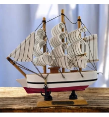 Модель парусника на подставке «Морской Бриг Мечты» (14×14×3.3 см) купить в интернет магазине подарков ПраздникШоп