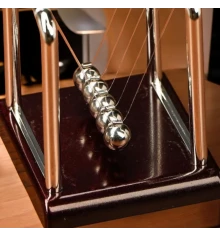 Шары Ньютона (18×18×15 см) купить в интернет магазине подарков ПраздникШоп