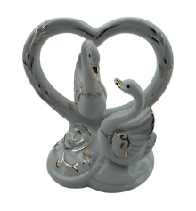 Лебеди с сердцем фарфор (11×11×7 см) купить в интернет магазине подарков ПраздникШоп