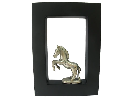 Картина с бронзовой фигурой «Лошадь» (21×15) (Индонезия) купить в интернет магазине подарков ПраздникШоп