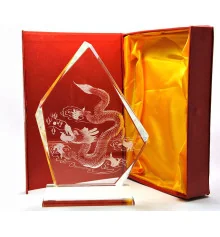 Трапеция хрустальная (25×18×3 см) купить в интернет магазине подарков ПраздникШоп