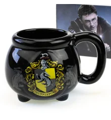 Кружка Гарри Поттер Котелок с гербом Пуфендуй купить в интернет магазине подарков ПраздникШоп
