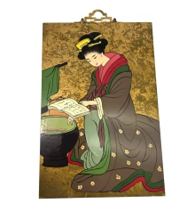 Картина «Гейша читающей книгу у низкого столика» (30×20×0.9 см) купить в интернет магазине подарков ПраздникШоп