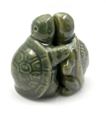 Солонка с перечницей «Черепахи» (7×7×5 см) купить в интернет магазине подарков ПраздникШоп