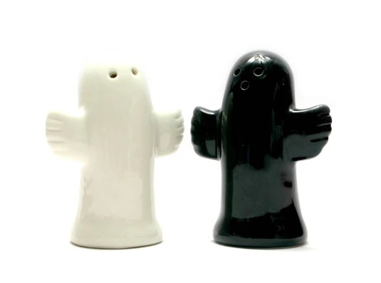 Солонка с перечницей «Привидения» (9×9×6.5 см) купить в интернет магазине подарков ПраздникШоп