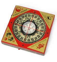 Компас деревянный квадратный Фен-шуй (8×8×1 см) купить в интернет магазине подарков ПраздникШоп
