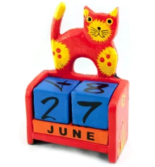 Вечный календарь «Кот» дерево алый (14.5×10×5.5 см) купить в интернет магазине подарков ПраздникШоп