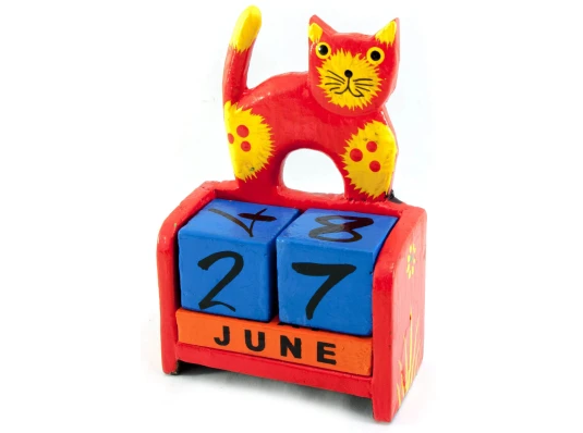 Вечный календарь «Кот» дерево алый (14.5×10×5.5 см) купить в интернет магазине подарков ПраздникШоп