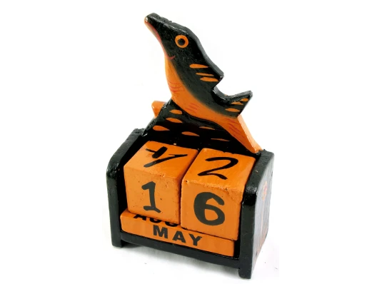 Вечный календарь «Рыба» дерево черная (15×10×5 см) купить в интернет магазине подарков ПраздникШоп