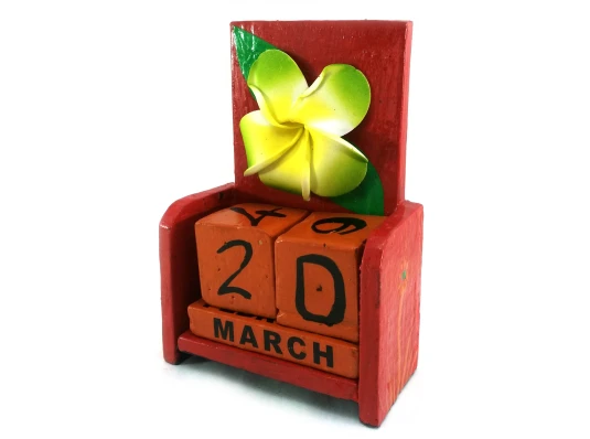 Вечный календарь «Цветок» дерево красный (15×10×5 см) купить в интернет магазине подарков ПраздникШоп