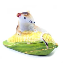 Мышь на кукурузе фарфоровая символ достатка (8×5×5 см) купить в интернет магазине подарков ПраздникШоп