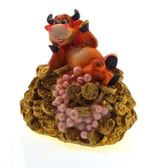 Корова на куче денег (10×10×9 см) A купить в интернет магазине подарков ПраздникШоп