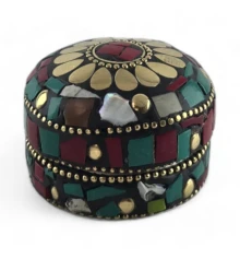 Шкатулка металлическая с бирюзой и кораллами и перламутром (h-3.2 купить в интернет магазине подарков ПраздникШоп