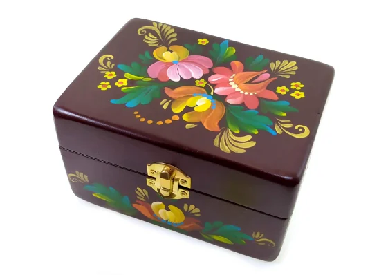 Шкатулка «Коричневая с букетом» из массива дерева купить в интернет магазине подарков ПраздникШоп