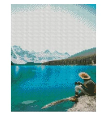 Алмазная мозаика ПРЕМИУМ Турист на фоне моря размером 30х40 см (HX504) купить в интернет магазине подарков ПраздникШоп