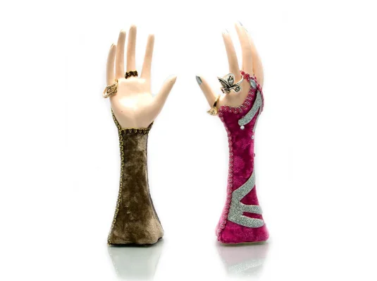 Подставка под бижутерию «Рука» (20×6×5 см) A купить в интернет магазине подарков ПраздникШоп