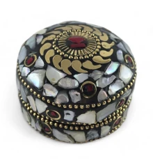 Шкатулка металлическая с перламутром и кораллами (h-3.2 купить в интернет магазине подарков ПраздникШоп