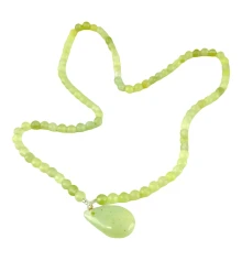 Ожерелье нефритовое с кулоном «Свет Лотоса» (22.5 см) купить в интернет магазине подарков ПраздникШоп