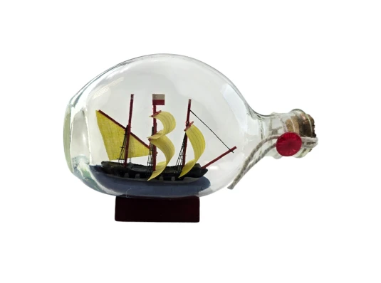 Модель парусника в бутылке (13×7 см) купить в интернет магазине подарков ПраздникШоп
