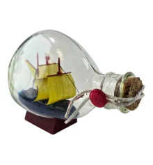 Модель парусника в бутылке (13×7 см) купить в интернет магазине подарков ПраздникШоп